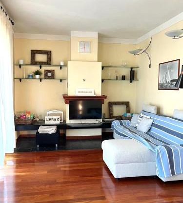 Nice flat by the sea Versilia