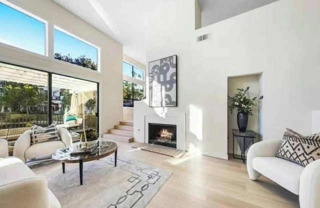 Nice home heart of irvine with View