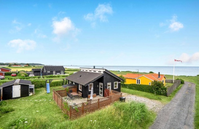 Nice Home In Frederikshavn With Wifi