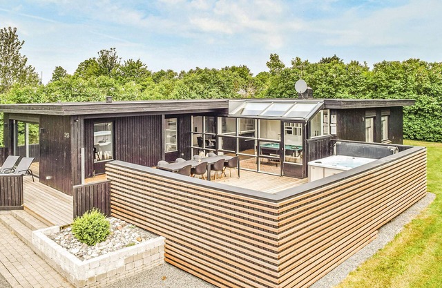 Schönes Haus in Juelsminde mit Küche