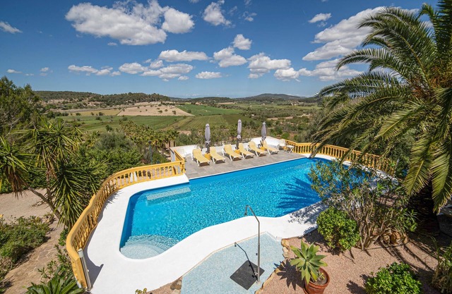 Finca Mianes