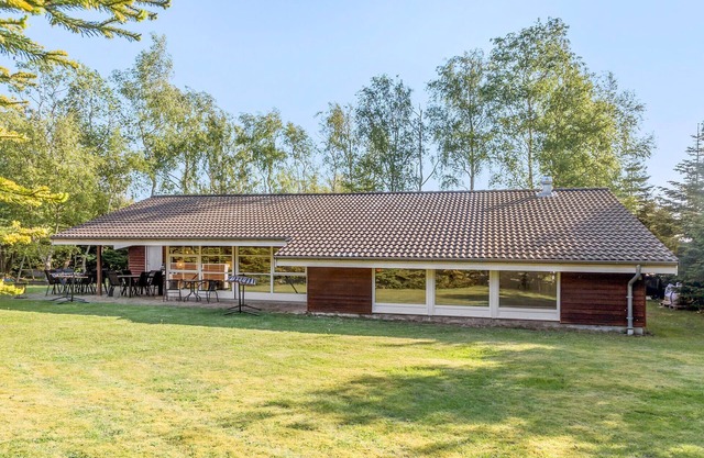 Schönes Haus in Væggerløse mit Sauna