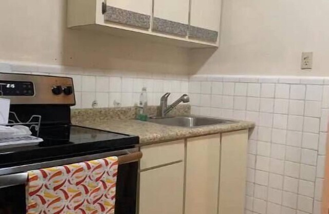 Nice House near University of Mayaguez with covered and gated car parking.