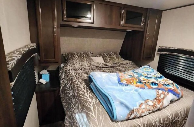 Nice newer camper fully hooked up nice views