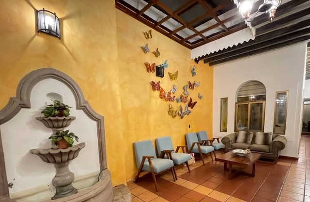 Nice room in the center of Morelia, Casa Corregidora I