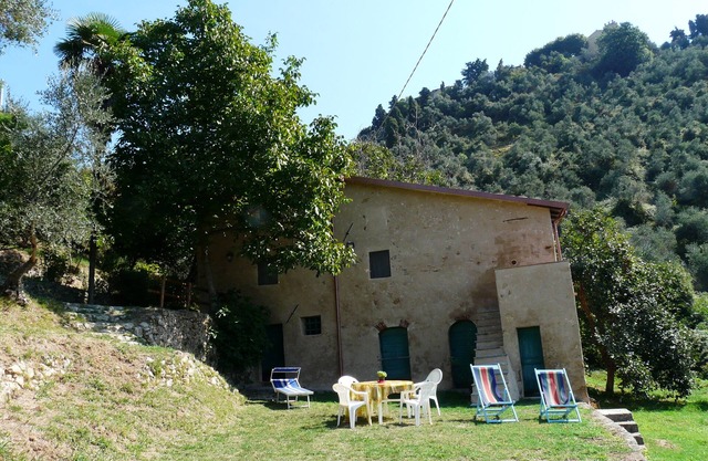 Haus in Monteggiori,Versilia,familienfreundlich,Meerblick,Wi-Fi,bis 5 Personen