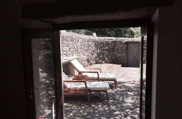 Nice Villa in the countryside and beach for big families, sleeps 12