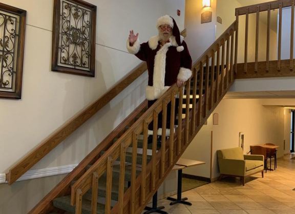 Nichols Inn & Suites
