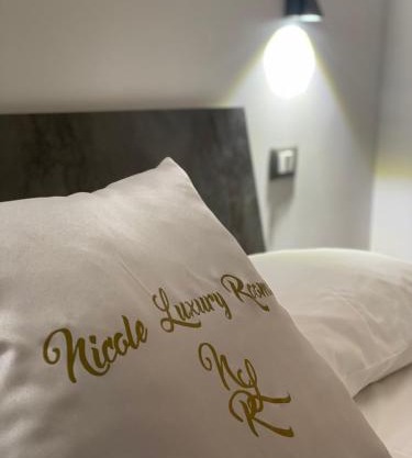 NICOLE LUXURY ROOMS