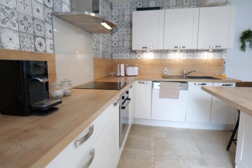 Nid Normand building 1620 - 3 bedrooms - hyper center