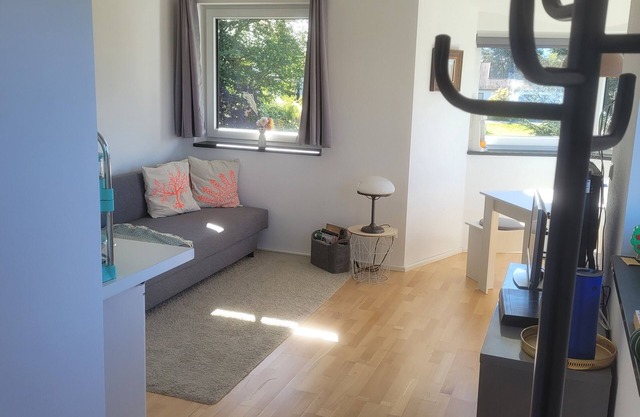 Niedliche Ferienwohnung in traumhafter Lage am Chiemsee, 5 Min fußläufig zum See