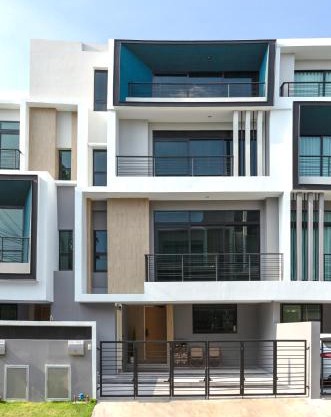 Nirvana Define Luxury Townhome Ekkamai Ramintra