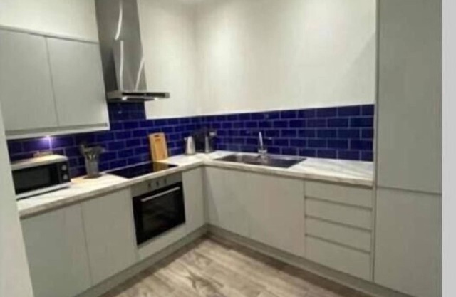 nNEW! Doncaster Central 1 Bed Apartment sleeps 4