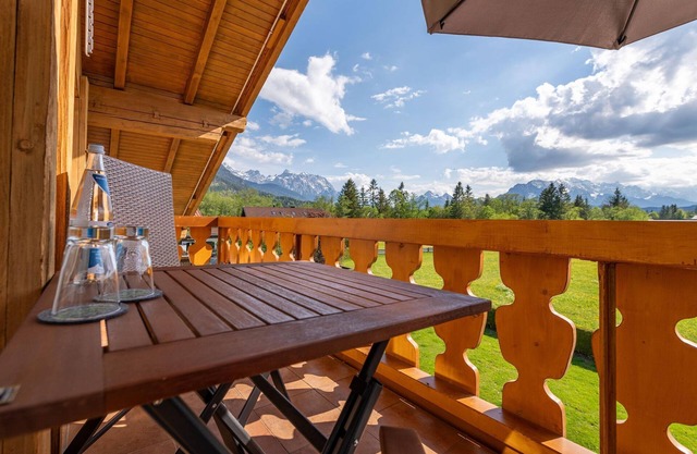 "No. 16" apartment, shower, WC, 2 bedrooms - Wallgauer Hof, vacation apartments