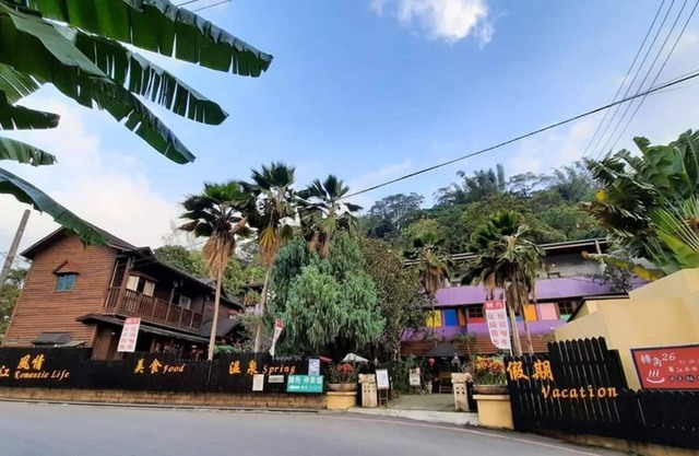 No. 26 Corner Villa Resort