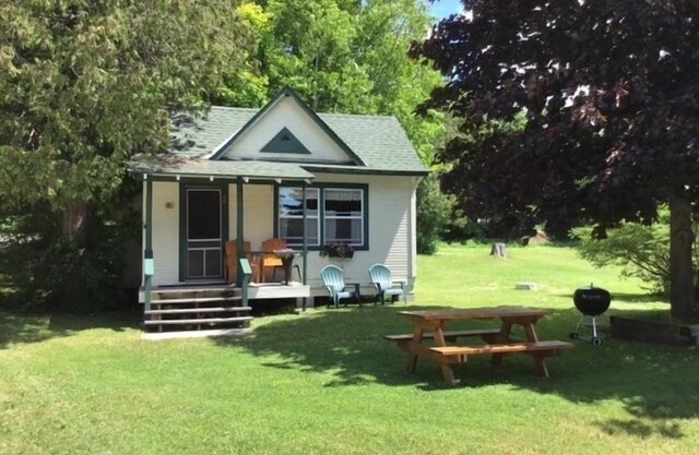 No. 8 Cabin - Les Cheneaux Landing