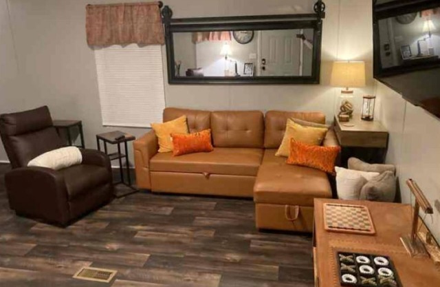 NO CLEANING FEE; 3 bdrm, HVAC, w & dryer, cable, WiFi, 2 baths, Summerton, SC