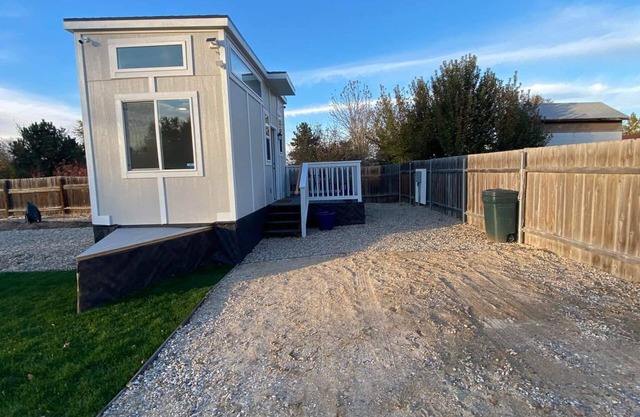 No CleaningFee—Very Clean, Light Boise Tiny House