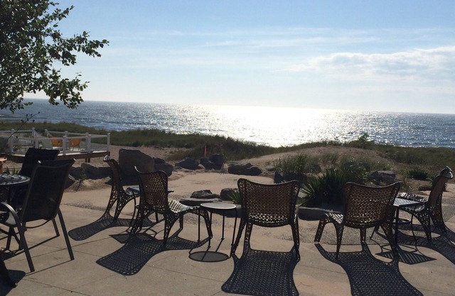 Erstaunliche Lage am Lake Michigan 75 ft pvt Strand, Blick auf Grand Haven Pier!
