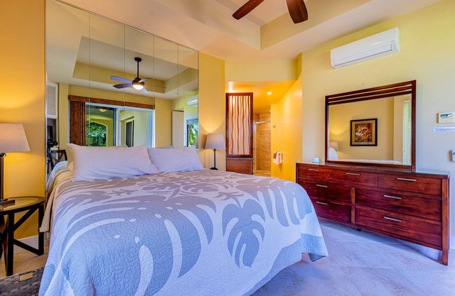 Wunderschön renovierte Palmen im Erdgeschoss in Wailea 503