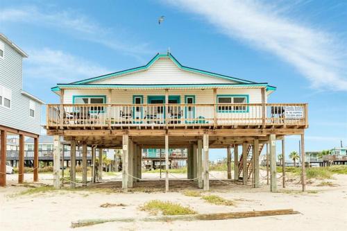 No Worries Beach House