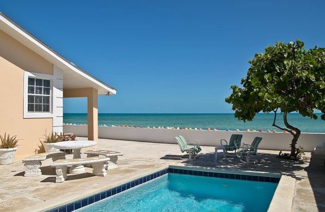 GESAMTES ZUHAUSE mit MEERBLICK und privatem Pool! 15 Minuten nach Atlantis
