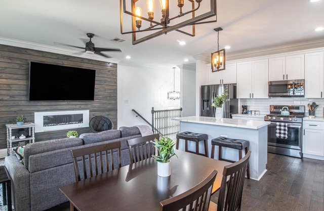 NOLA Modern Loft 10 min to downtown and French Quarter