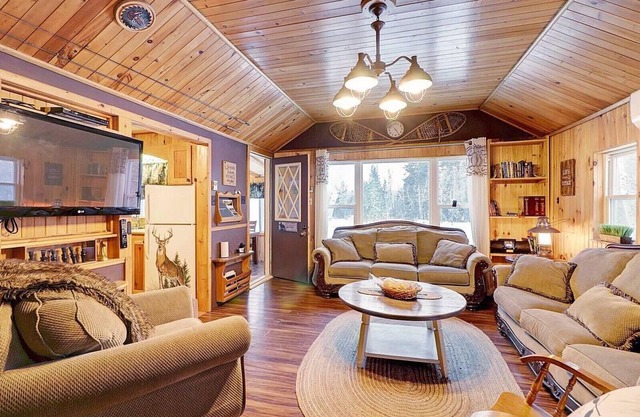 Nordic Spa, Woodstove, Waterfront, Cabin 1