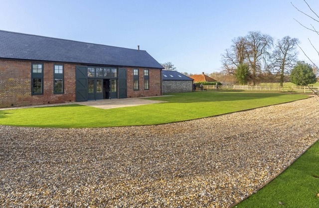 Norfolk Hall - Fünf Schlafzimmer Villa, Schläft 10