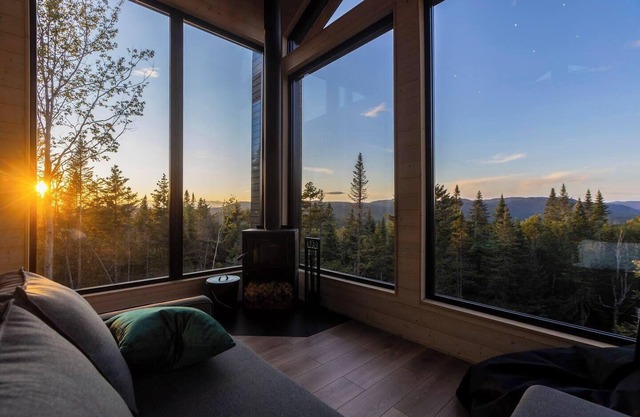 NØRR - King Beds, Spa and Mountain Views