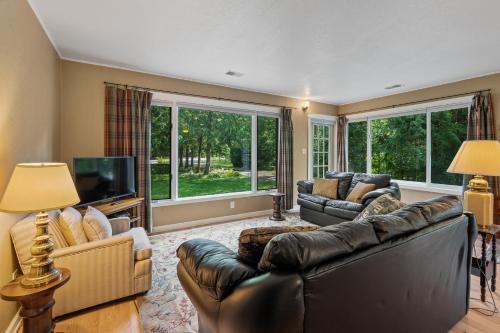 North Bay Tranquility by Simple Life Rentals