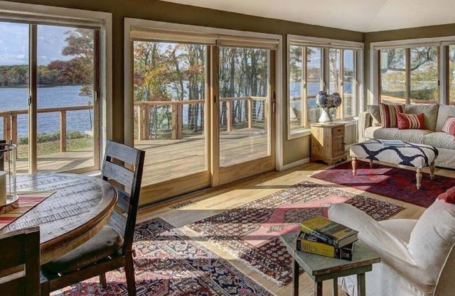 North Fork Waterfront-Ferienhaus-Eigenes Badezimmer