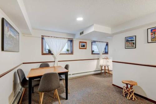 North House - Banff Three Bedroom Basement Suite