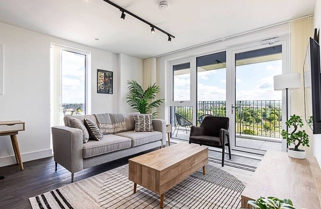 North Ken II - 1-Bedroom+Balcony+Concierge