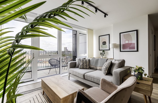 North KenVIII-2Bedroom+2Bathroom+Balcony+Concierge