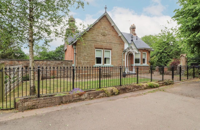 North Lodge, Annan