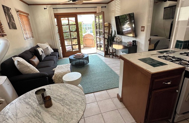 North Pacific Beach - a cozy, 1-bedroom designed for rest, & recharge.