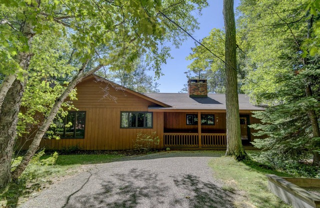 Nordufer Little Glen Lake Cottage