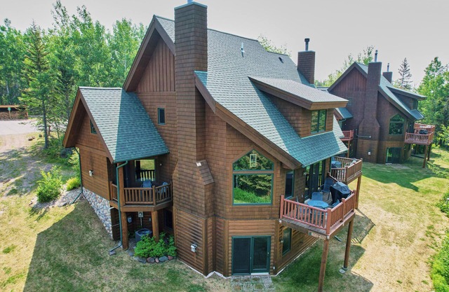 "North Shore Retreat" Lutsen 5 Bett / 4 Bad (14 Personen) * Preisgarantie *