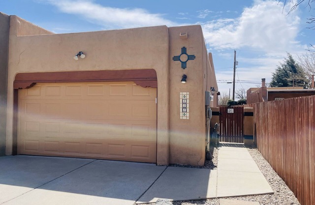 North Valley Southwest Gem