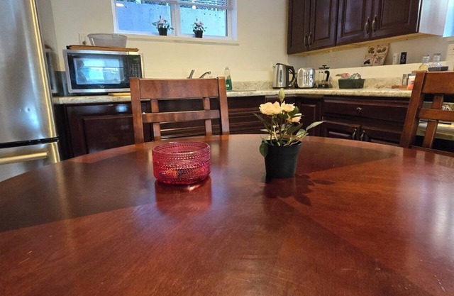 North Vancouver 3 bedroom unit