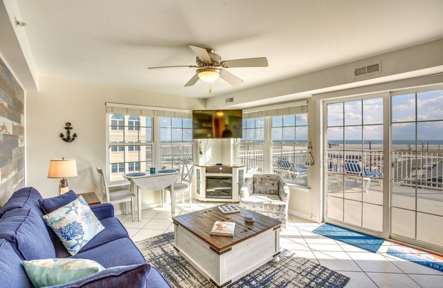 North Wildwood Condo - Beach Across Street!