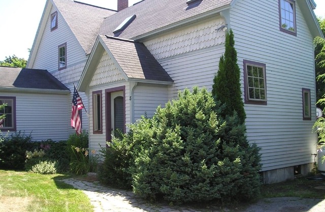 Northeast Harbor, Mount Desert-Dorf zu Fuß zum Golf, Tennis, Wanderwegen und Yachthafen