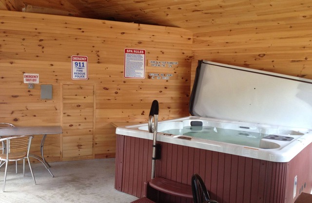 Northern Peaks Motor Inn