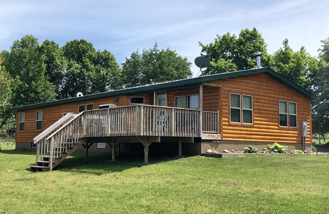 Northwinds Adventures - Neu renoviertes Haus am privaten See 5 Meilen von Wanderwegen
