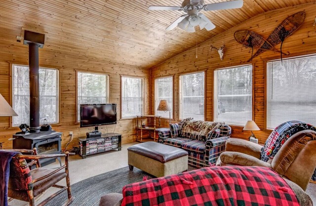 Northwoods Escape in Winter