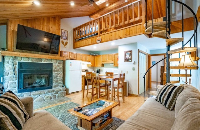 Northwoods F3 - Chill`inn Slopeside