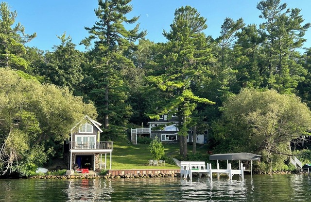 Northwoods Family Lake House on Green Lake, Markesan WI