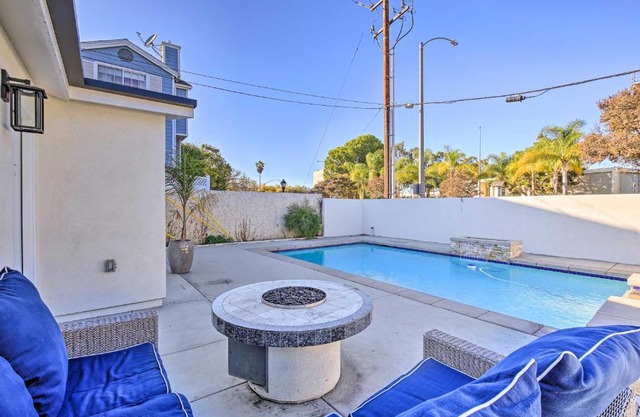Norwalk Retreat with Pool about 11 Mi to Disneyland Park