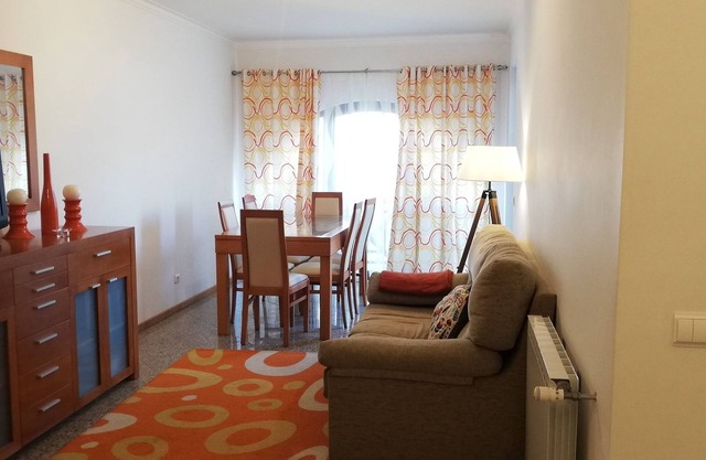 Nossa Home Apartment T3 com Garagem Junto à Praia